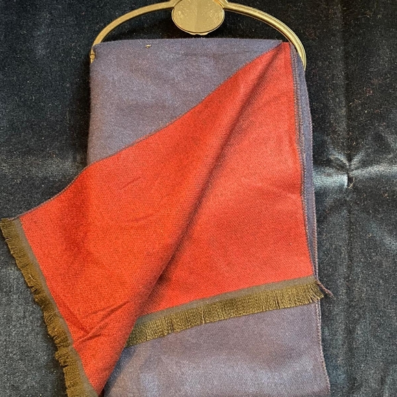 SCARF - Picture 3 of 6